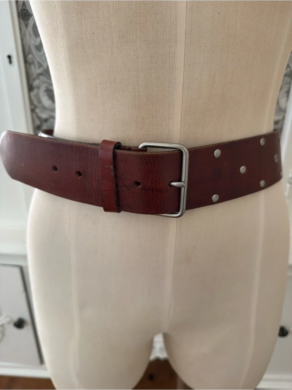 Vintage Y2K GAP Made in England   Leather Studded/Riveted  Belt